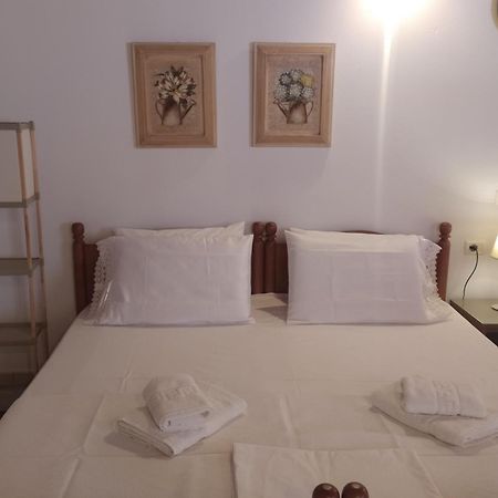 Retzos Rooms Himare Luaran gambar